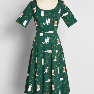 ModCloth x Collectif 'Festive Felines' Size US 10 Retro Swing Dress in Green